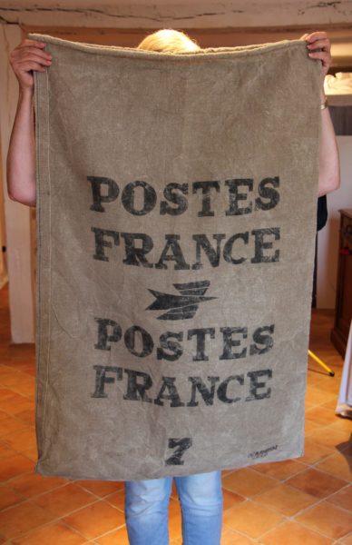 VENDU Sac à courrier Postes France